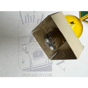 Ampoule de phare jaune  à baionnette 12 Volts 36 36 Watts marque Mazda